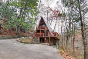 Gatlinburg A-Frame Home with Hot Tub Near Parkway
